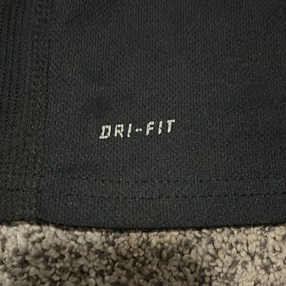 Nike - Black and Neon Green - Long Sleeve - S - Picture 3 of 6